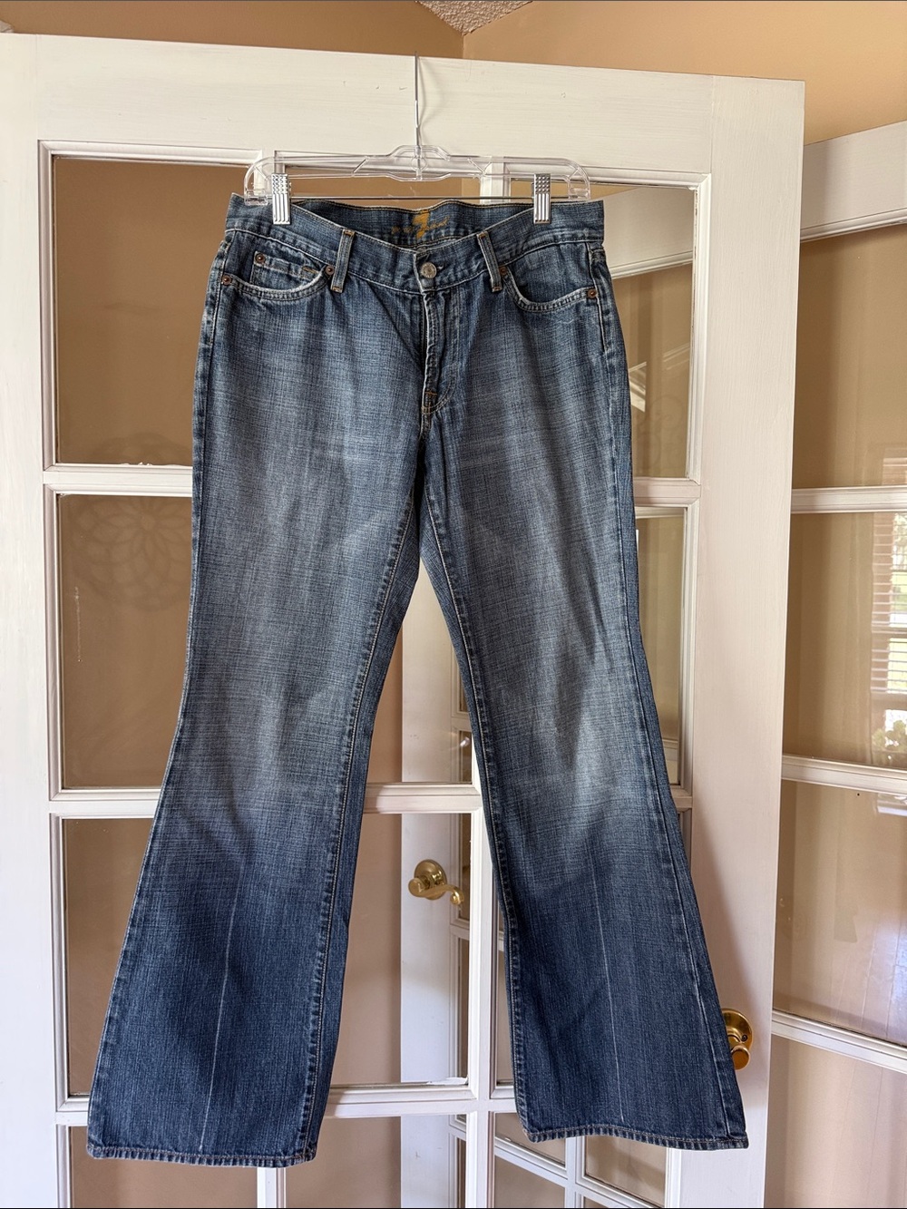 7 for All mankind Women's Flare Jeans in Faded Blue Wash
